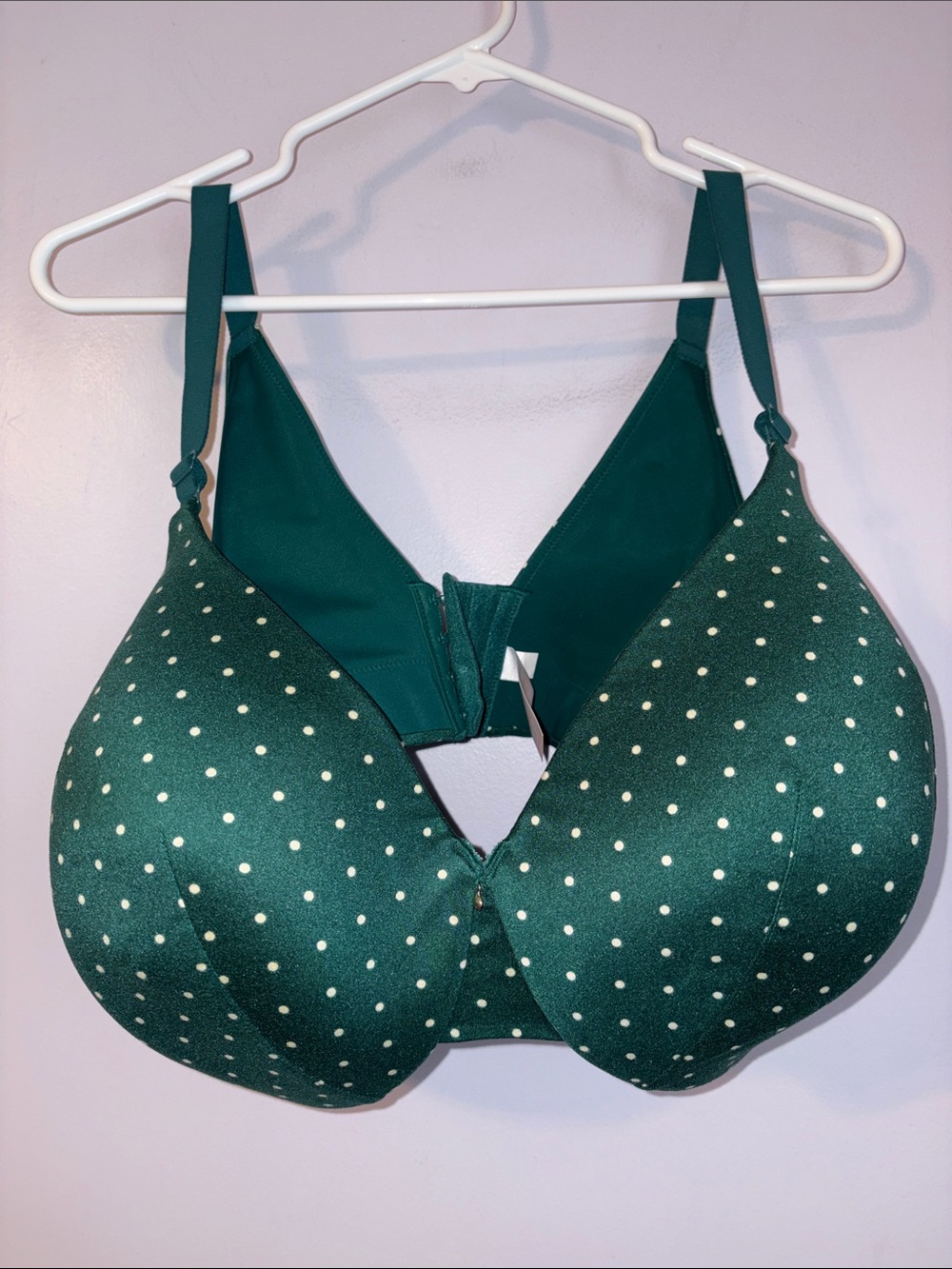 Cacique Lightly Lined Full Coverage Green Polka Dot Bra size 46DD